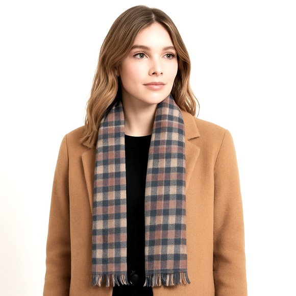 Pendleton Plaid Wool Scarf - Picture 2 of 7